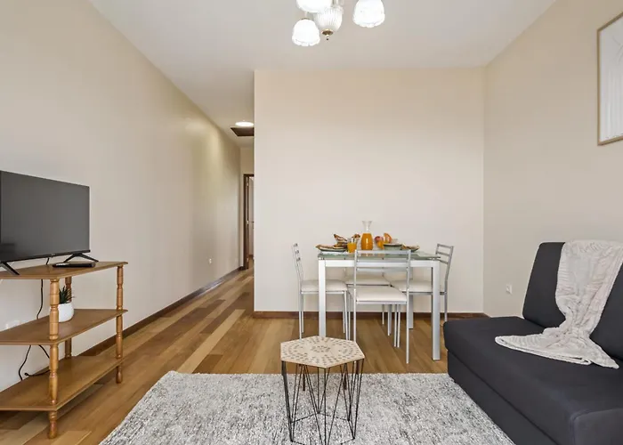 Horizon Glow 公寓 *